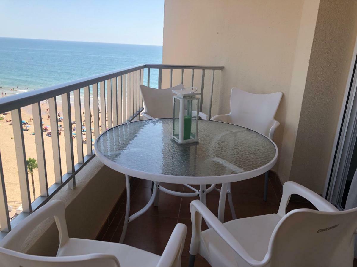 Apartamento La Mar De Cerca. Terraza Vistas Mar. 1ª Linea Playa Cádis Exterior foto
